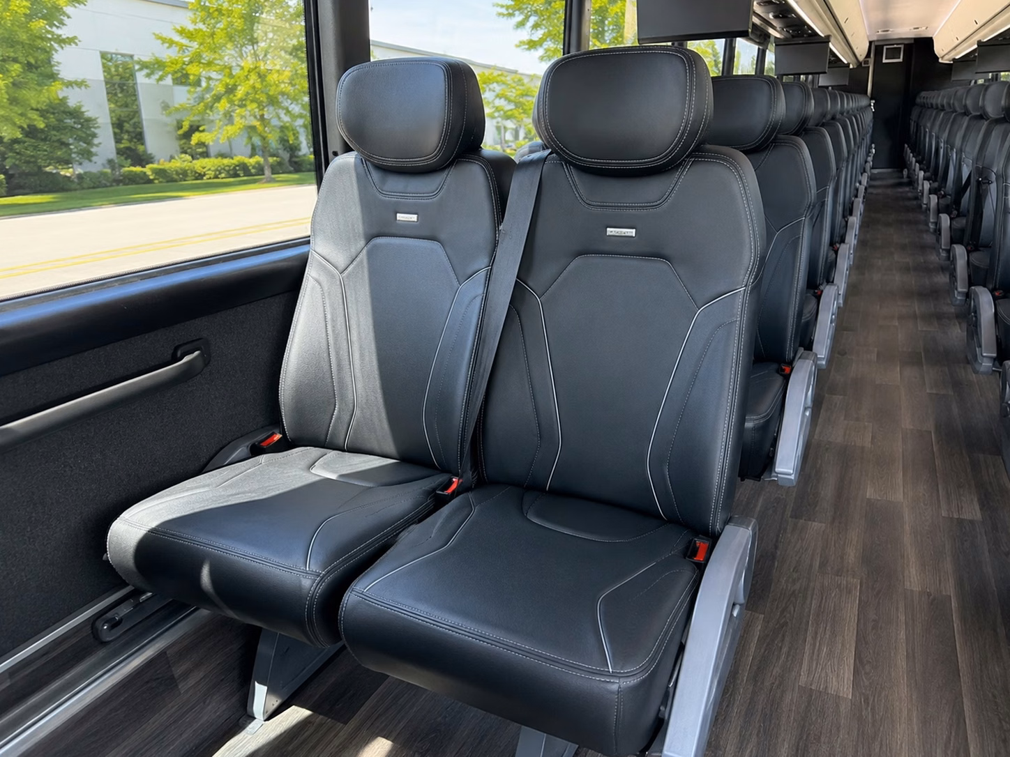 book prom transportation in knoxville or any city nearby