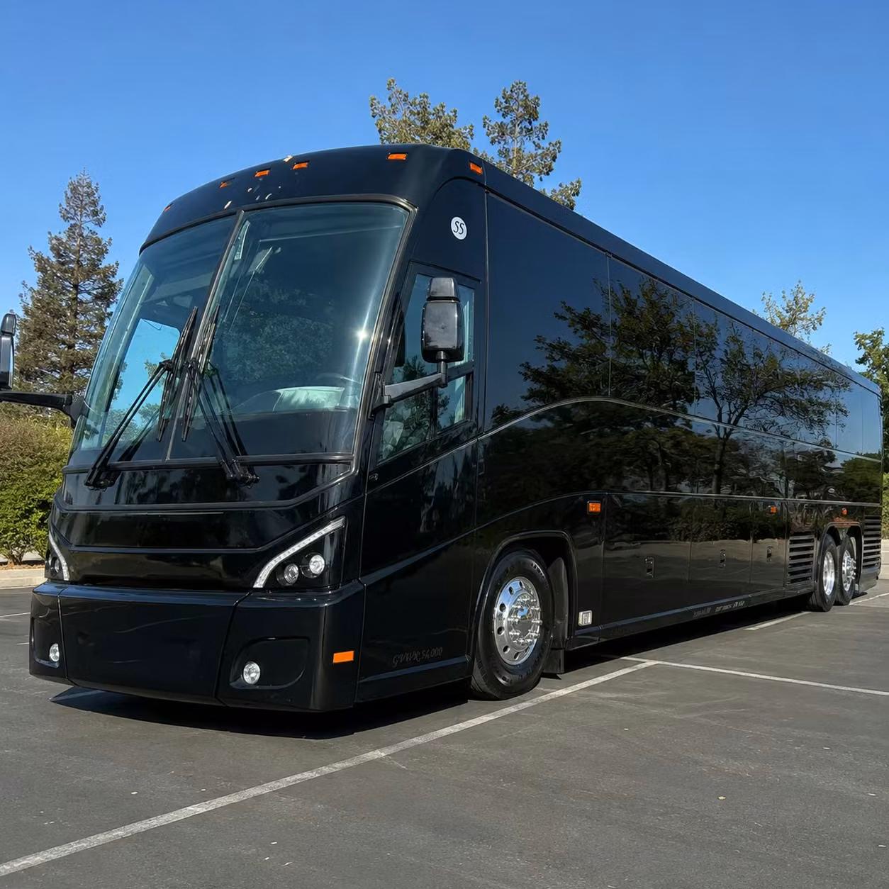 charterbusrentalknoxvilletn com can help you coordinate recurring and long term government transportation contracts in knoxville