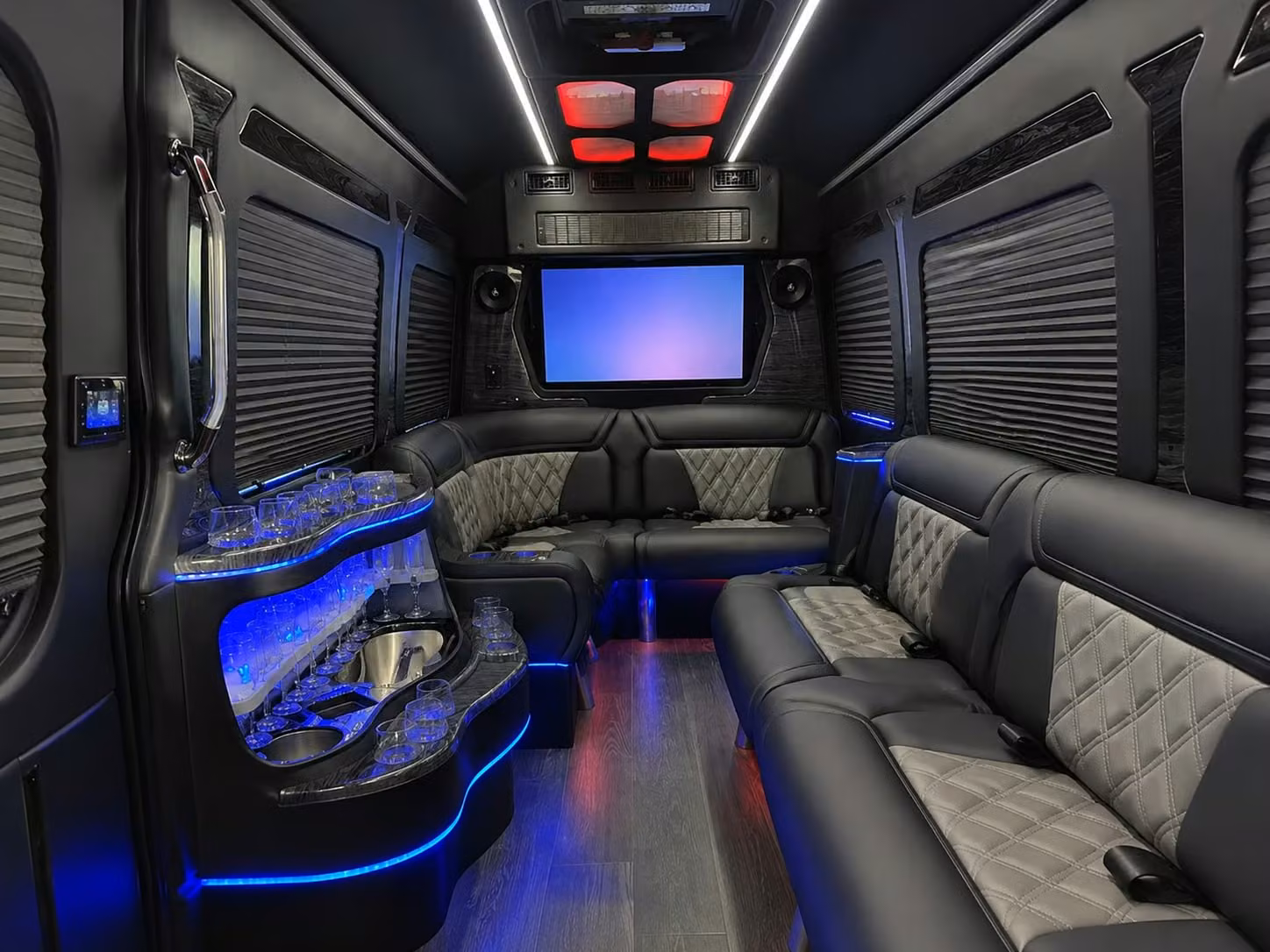 charterbusrentalknoxvilletn com makes booking knoxville church conference and convention transportation simple