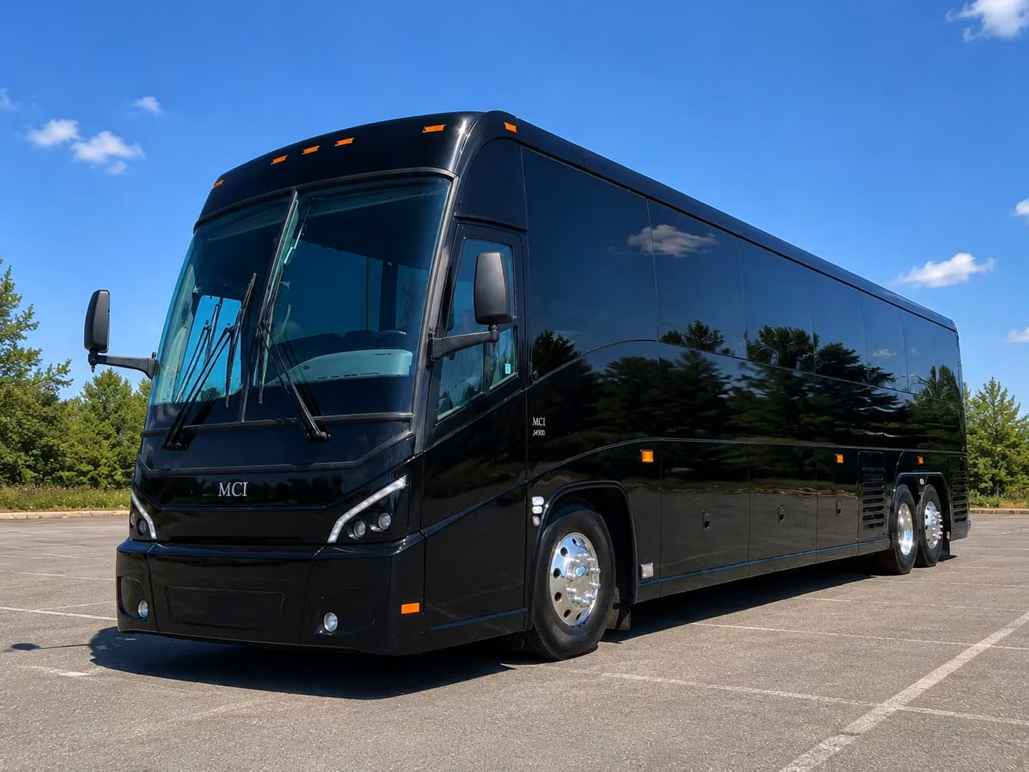 corporate event shuttle bus rentals for knoxville businesses and conferences