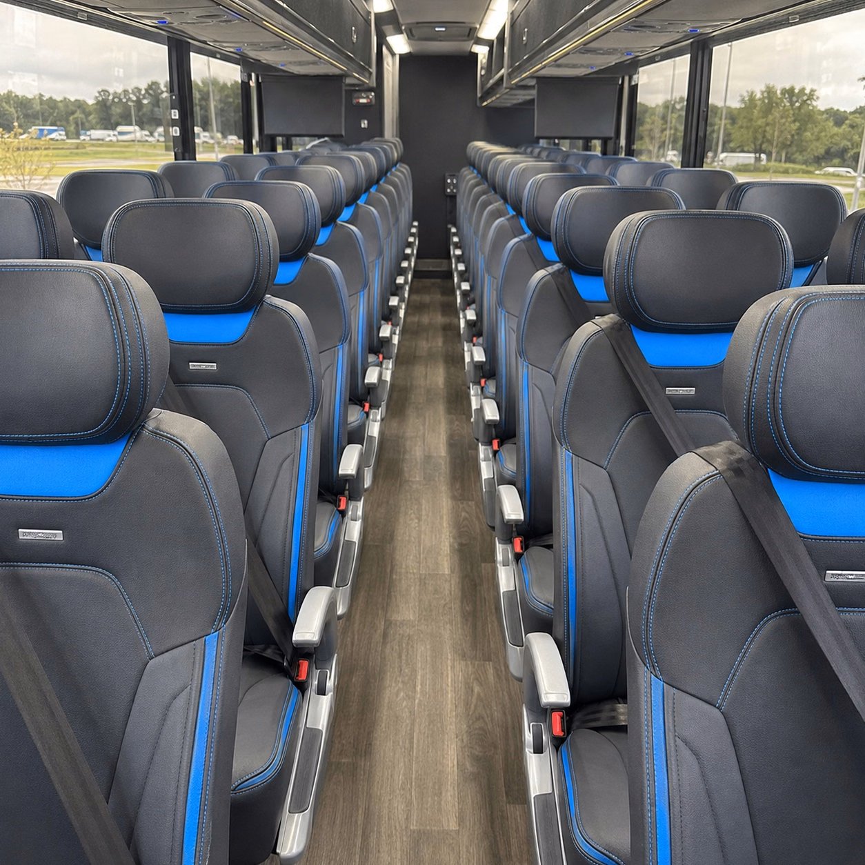 how where and when you re traveling affects knoxville charter bus rates